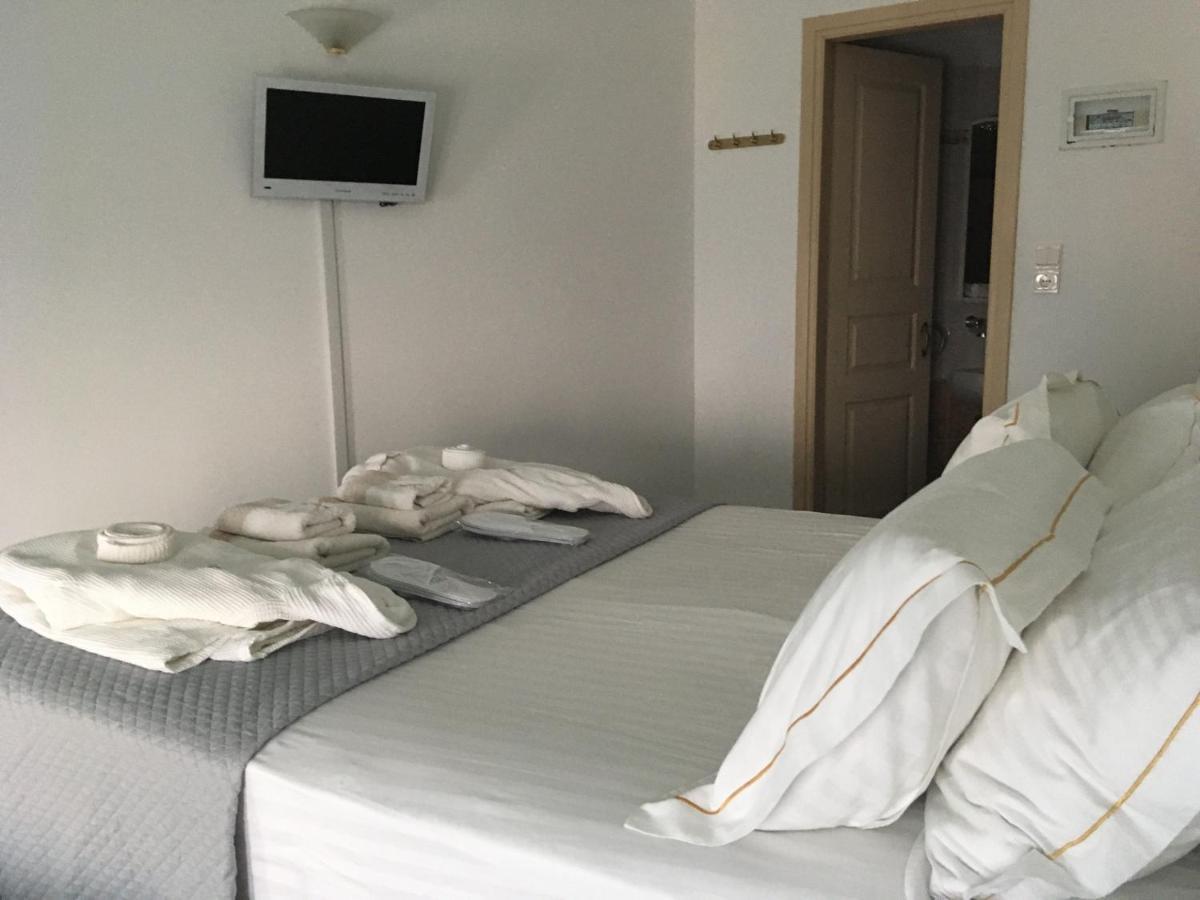 Kifines Suites Folégandros Buitenkant foto